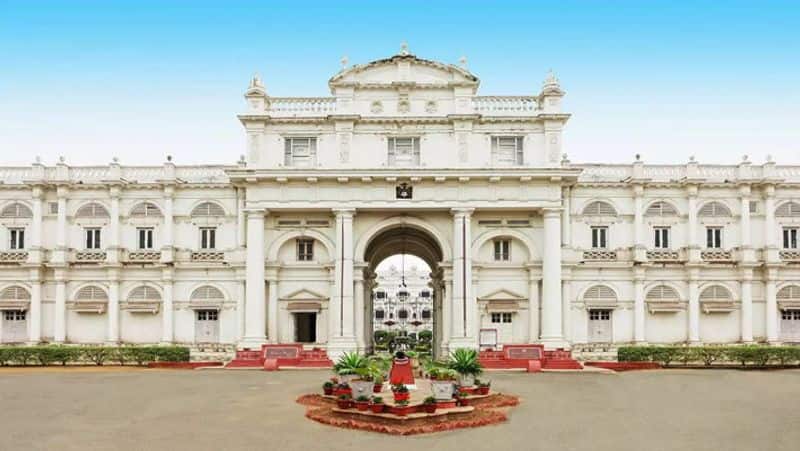 Gwalior Jyotiraditya Scindia Today birthday Know everything about his family history Gwalior Jai Vilas Palace UDT