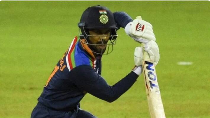 India captain Rohit Sharma reveals the reason why Ruturaj Gaikwad not include in playing eleven for first t20 against sri lanka India captain Rohit Sharma reveals the reason why Ruturaj Gaikwad not include in playing eleven for first t20 against sri lanka