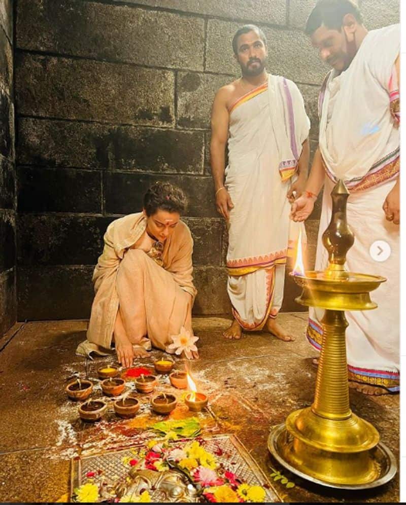 Kangana Ranaut perform rituls in new year 2022 at Rahu Ketu temple near Tirupati Balaji
