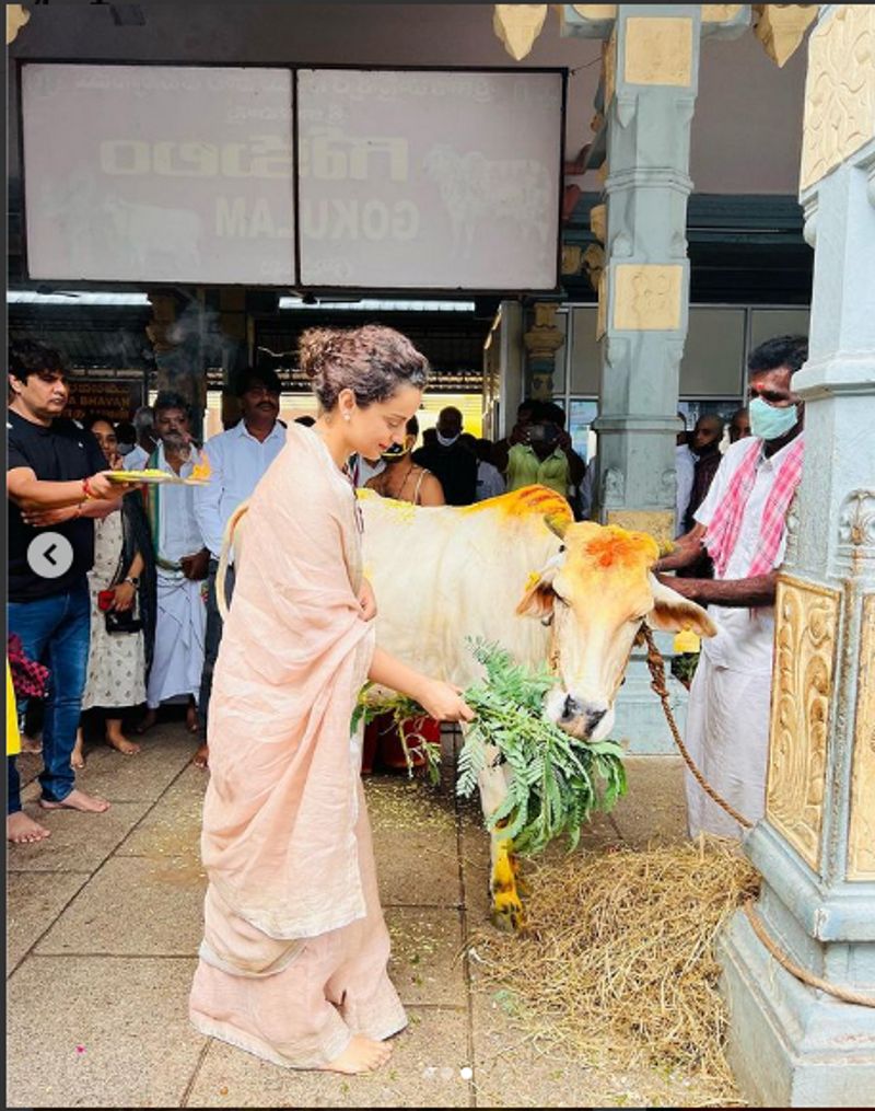 Kangana Ranaut perform rituls in new year 2022 at Rahu Ketu temple near Tirupati Balaji
