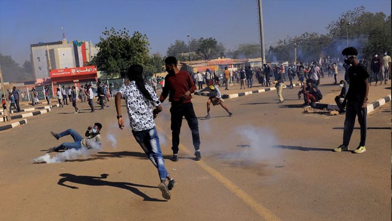 Political crisis in African country Sudan, now starvation situation in the world poorest country KPA