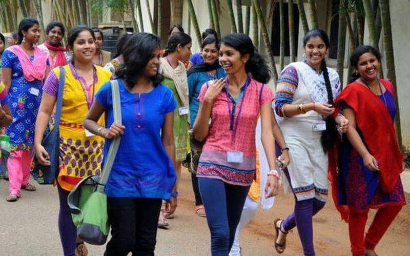 all college semester exam online... Higher Education Minister Ponmudi announced