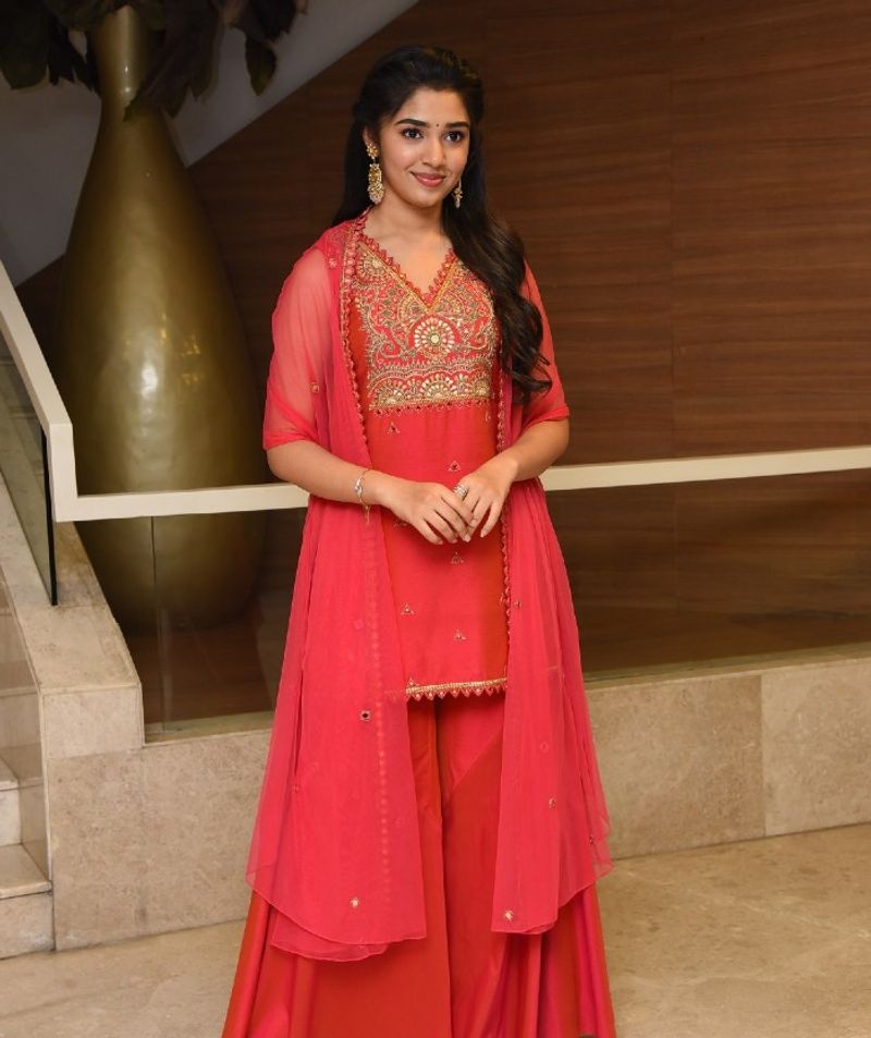 krithi shetty hunting netizens with her latest killing looks cute poses