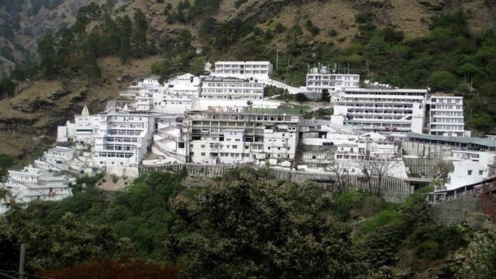 IRCTC Navratri offer Special tour package for pilgrims to Mata Vaishno Devi vva IRCTC Navratri offer Special tour package for pilgrims to Mata Vaishno Devi vva