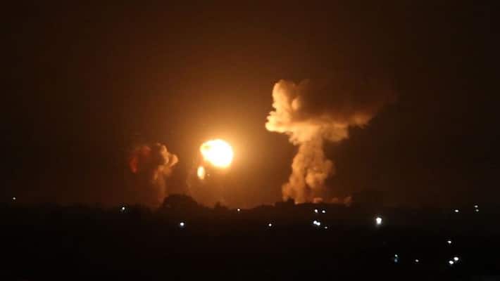 Israeli aircraft hit militant targets in Gaza after rocket fire Israeli aircraft hit militant targets in Gaza after rocket fire
