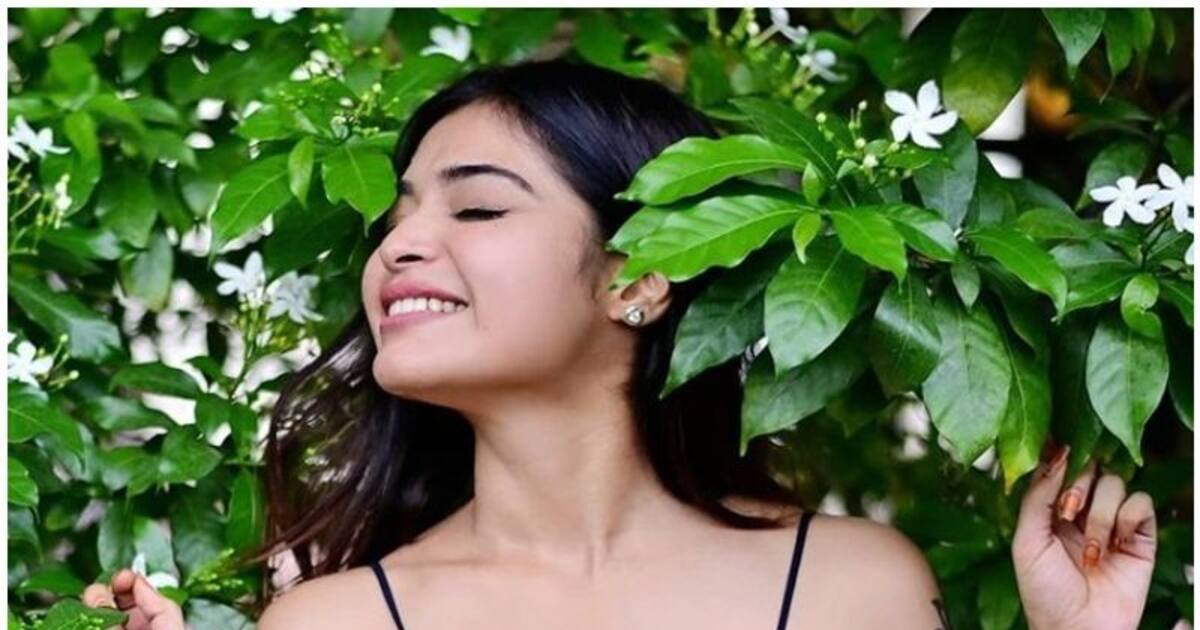 Dharsha Gupta: டாட்டூ குத்துற இடமா அது? எக்குத்தப்பான இடத்தை அப்பட்டமாக காட்டி.. கில்மா போஸ் கொடுத்த தர்ஷா!