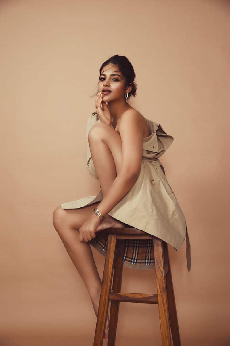Nidhhi Agerwal Stunning hot poses in latest photoshoot