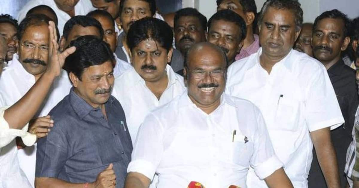 2 ஆண்டுகளில் திமுக என்ற கார்ப்ரேட் கம்பெனிக்கு மூடுவிழா.. சேகர் பாபுவே ஒத்துக்கிட்டார்.. ஜெயக்குமார் நக்கல்.