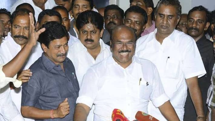 Admk Ex Minister Jayakumar was Scold bangalore pugazhendi unparliamentary words.. Admk Ex Minister Jayakumar was Scold bangalore pugazhendi unparliamentary words..