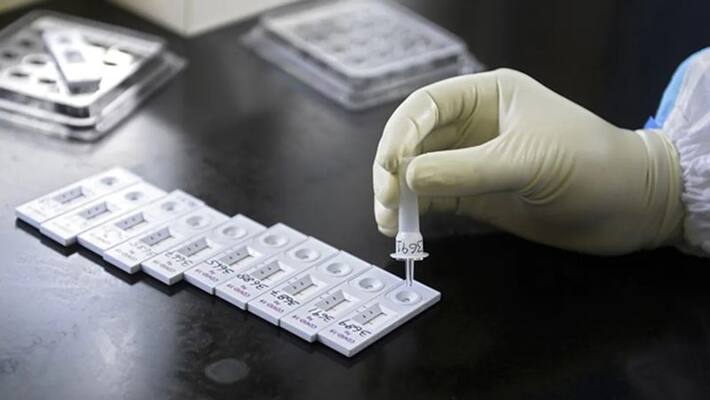 10 New Covid 19 Variant omicron Cases found in Karnataka on Monday mnj 10 New Covid 19 Variant omicron Cases found in Karnataka on Monday mnj