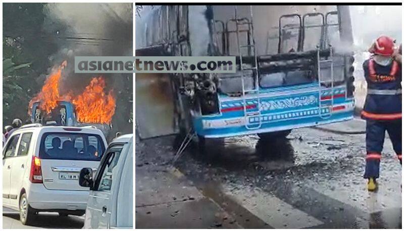 Fire In Bus At Kannur Travelers Escaped