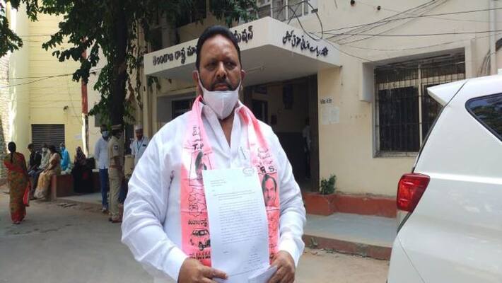 TRS Counsellor srinivas reddy complains hrc on minister srinivas goud TRS Counsellor srinivas reddy complains hrc on minister srinivas goud