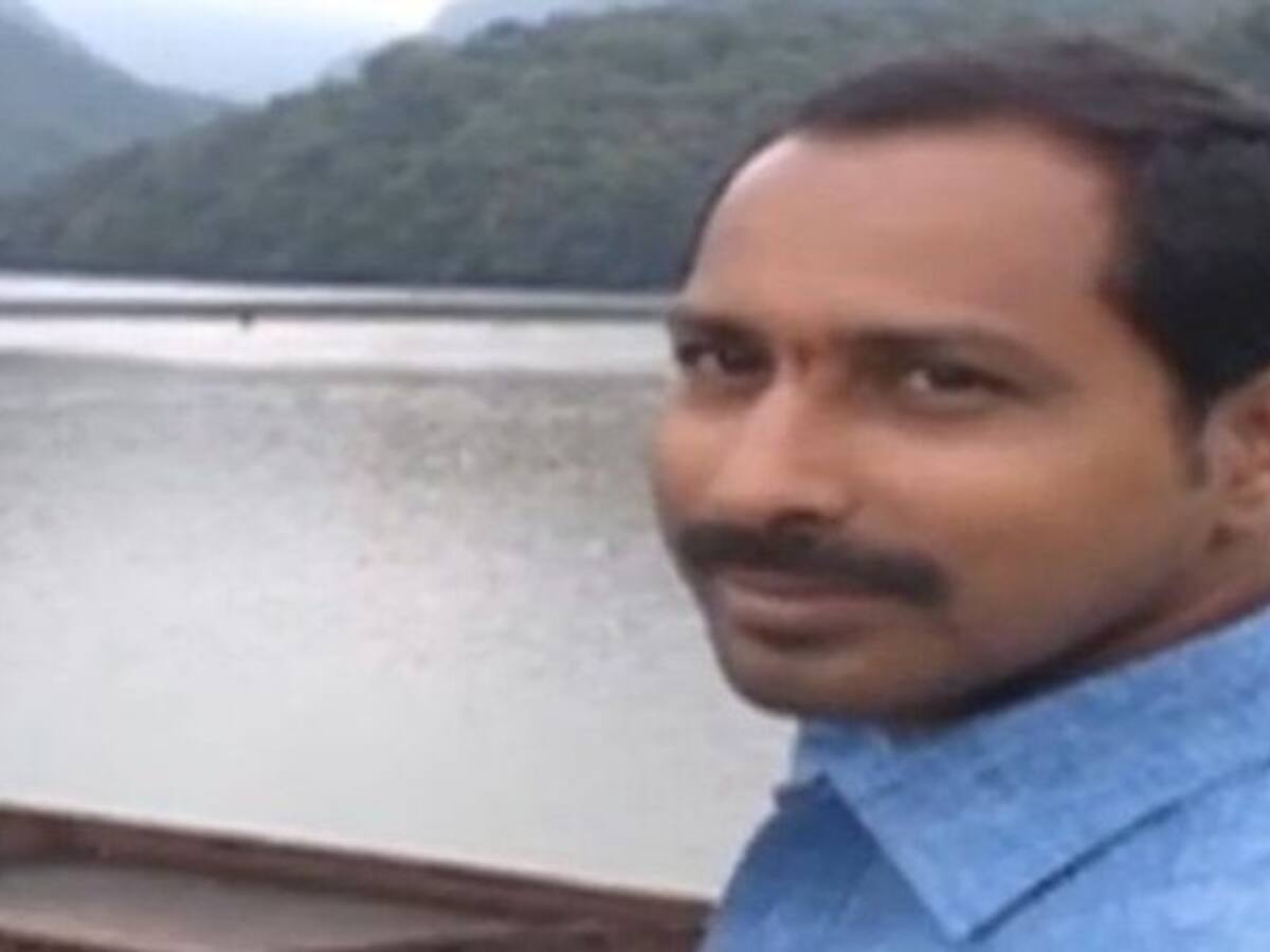 పాల్వంచ కుటుంబం ఆత్మహత్య కేసు: కేసును విత్ డ్రా చేసుకో.. మృతుడి బావమరిదికి  బెదిరింపులు | new twist in family members suicide case in bhadradri  kothagudem
