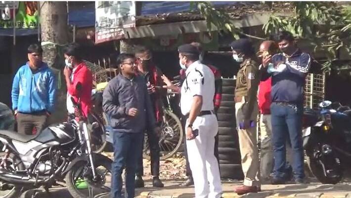 Police arrested 90 people during a mask operation in Asansol bmm Police arrested 90 people during a mask operation in Asansol bmm