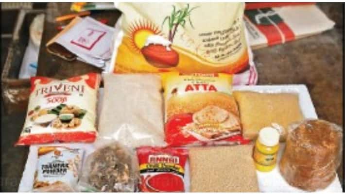 Pongal gift: Stalin conducts surprise checks on ration shops