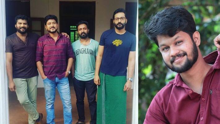 asianet serial fame bijesh avanoor shared photo with santhwanam family asianet serial fame bijesh avanoor shared photo with santhwanam family