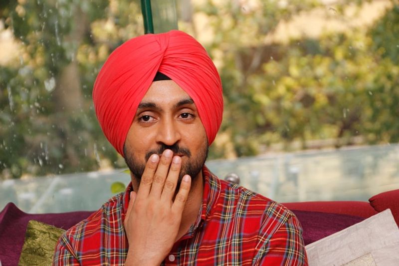 Diljit Dosanjh Birthday Special: Rolling Into Dandy, Debonair and Dapper  Moods, His Signature Styles Are Worth a Reckon!