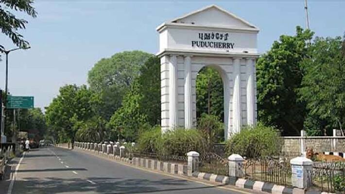 holiday is declared for 1 to 8th std in pudhucherry due to viral fever holiday is declared for 1 to 8th std in pudhucherry due to viral fever