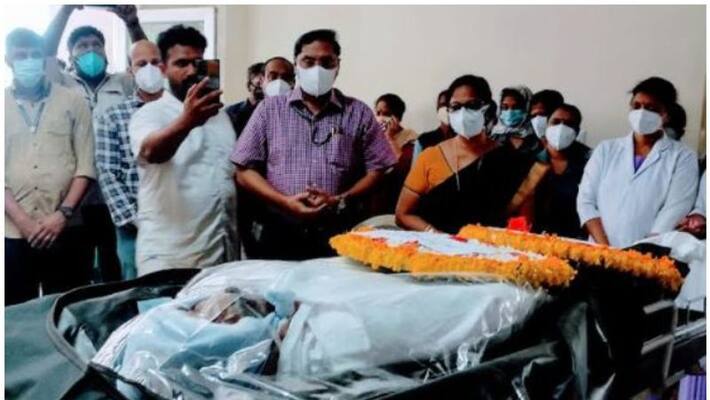 TVM Medical college authority pay tributes Vinod TVM Medical college authority pay tributes Vinod
