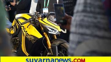 Canadian HyperFighter Colossus electric sports bike unveils 273 kmph top speed 235 kms mileage range ckm Canadian HyperFighter Colossus electric sports bike unveils 273 kmph top speed 235 kms mileage range ckm