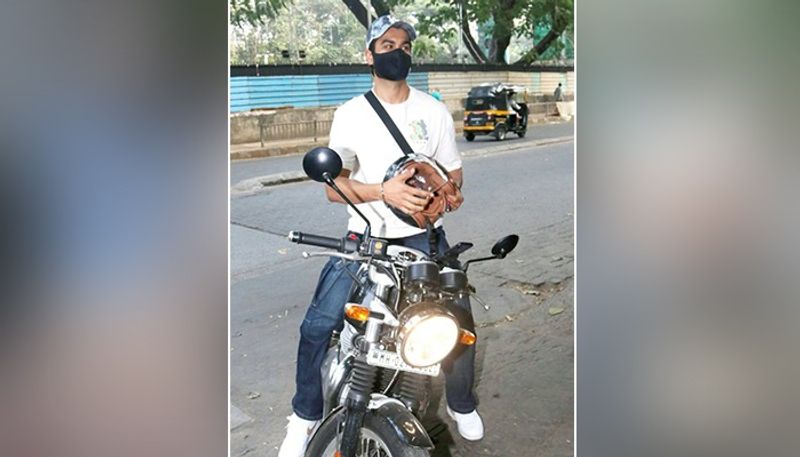 Vicky Kaushal brother Sunny Kaushal goes on a coffee date with Sharvari Wagh