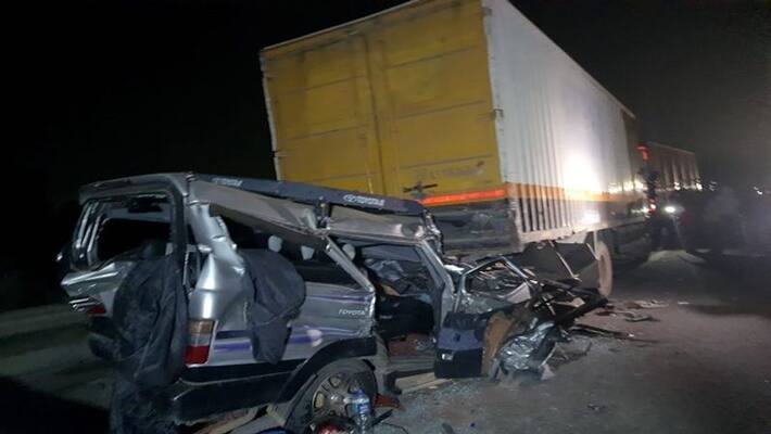 Bengaluru Road Accident Four people died and many others sustained injuries Bengaluru Road Accident Four people died and many others sustained injuries