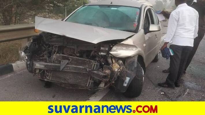 Two Killed in Road Accident in Chikkaballapur grg Two Killed in Road Accident in Chikkaballapur grg