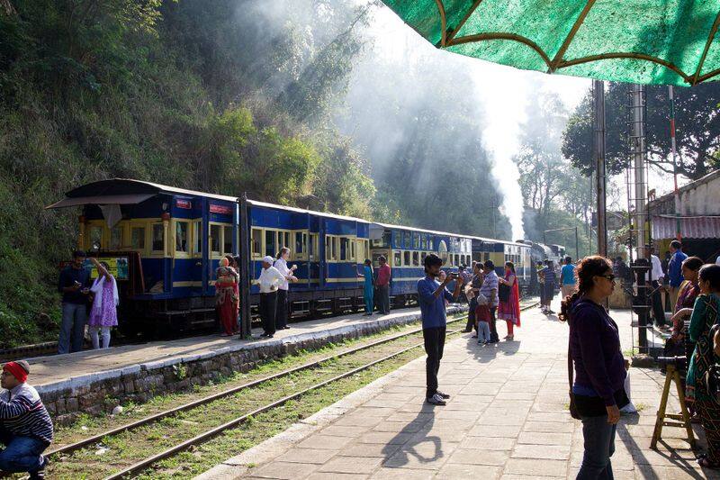 Six beautiful mountain railway in india