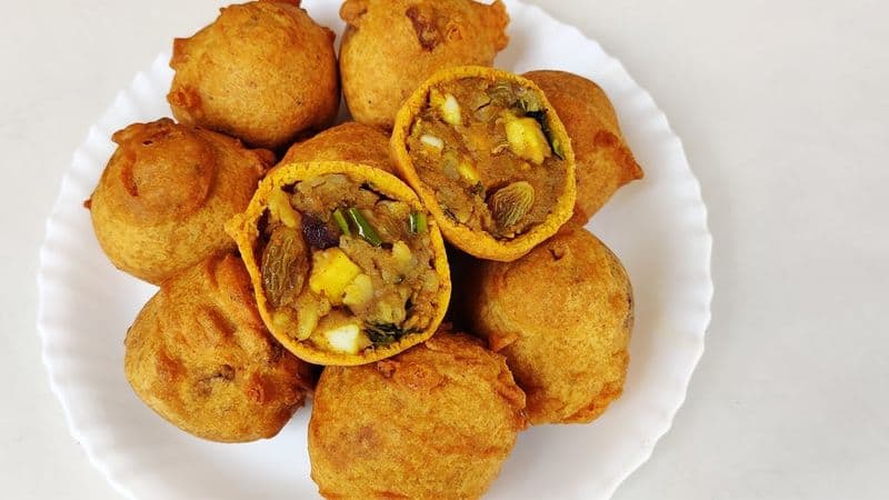 Hot and tasty panner bonda recipe and preparation details are inside