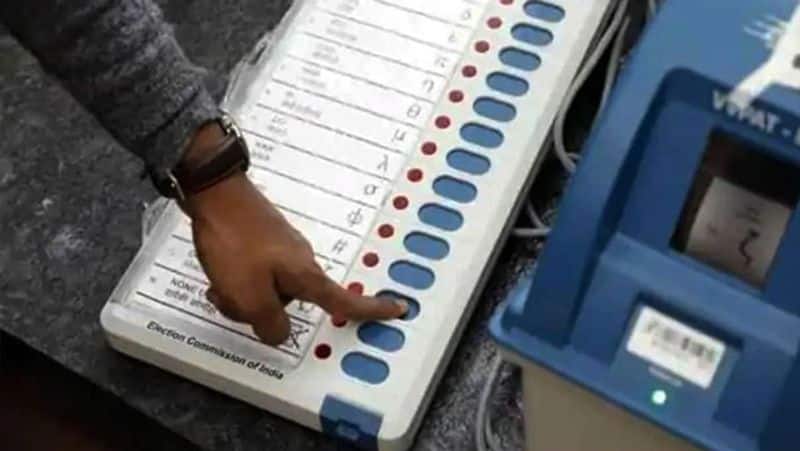 son casting vote bjp worker booked and poll officer suspended in Madhya Pradesh