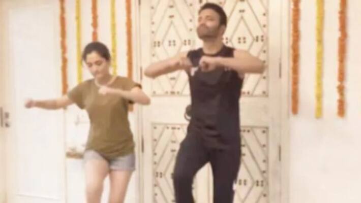 Ankita Lokhande And Vicky Jain Rehearsed For Their Sangeet Ankita Lokhande And Vicky Jain Rehearsed For Their Sangeet