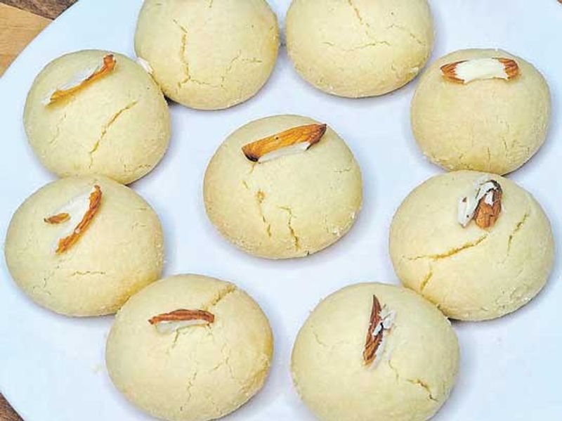 Tasty and sweet rice powder laddu recipe and preparation full details are here