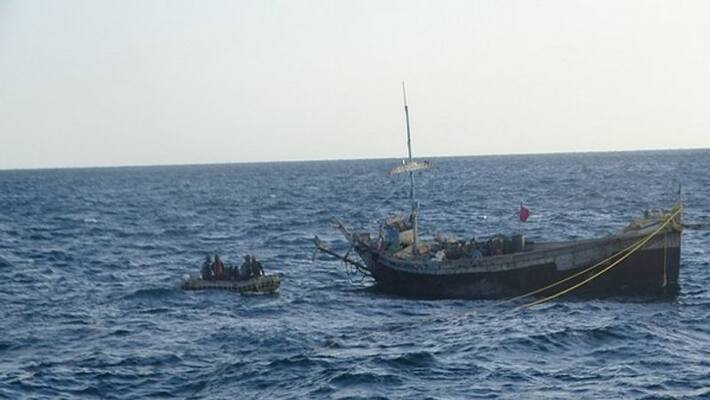 Indian Coast Guard apprehends Pakistani boat from Arabian sea Indian Coast Guard apprehends Pakistani boat from Arabian sea