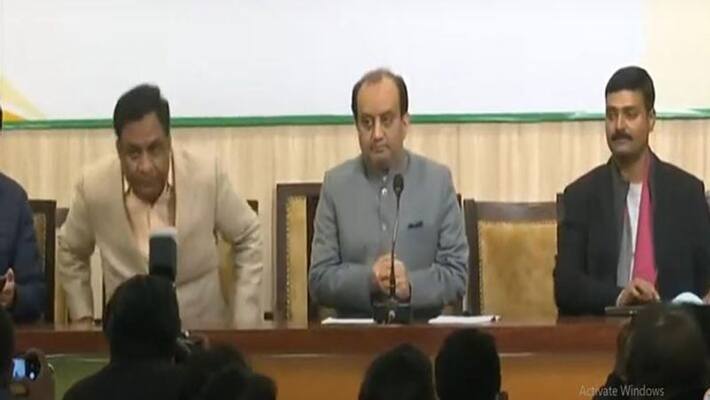 BJP leader Sudhanshu Trivedi targeted the SP said situation like shaving head for SP BJP leader Sudhanshu Trivedi targeted the SP said situation like shaving head for SP