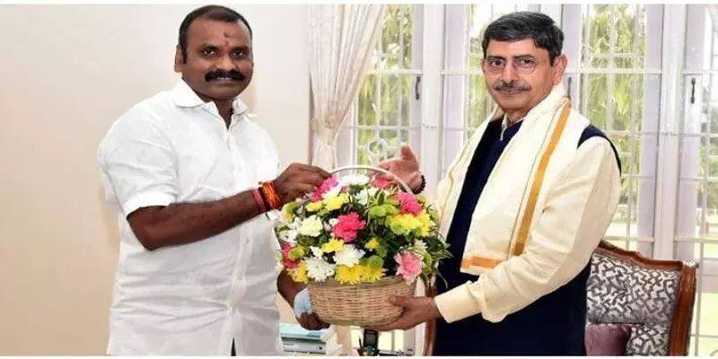Union Home Minister L. Murugan meets Governor of Tamil Nadu RN Ravi