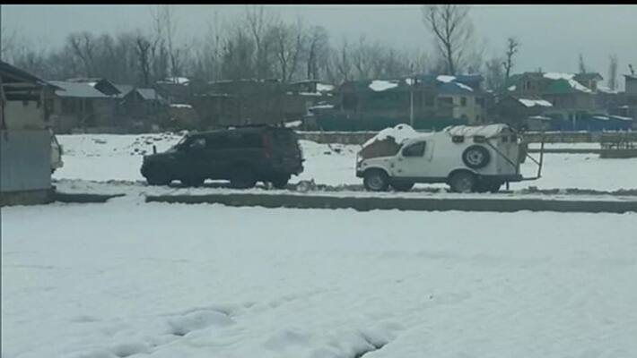 Encounter breaks out between security forces and terrorists in Kulgam of Jammu Kashmir Encounter breaks out between security forces and terrorists in Kulgam of Jammu Kashmir