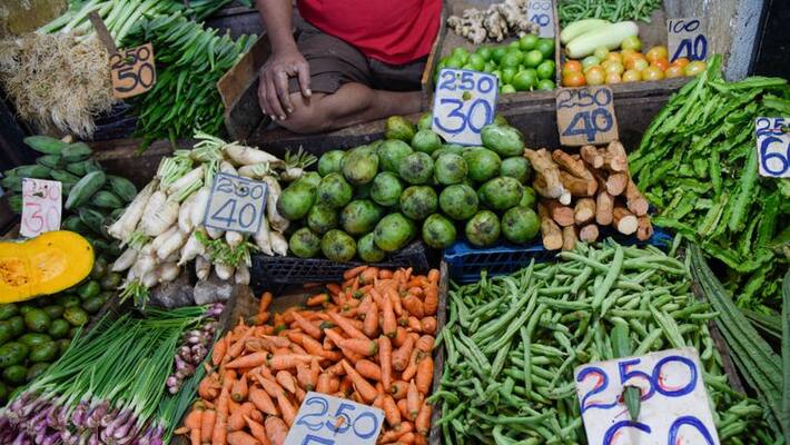 Chiken fish fruits vegetable a become expensive before Jamaisoshthi anbad Chiken fish fruits vegetable a become expensive before Jamaisoshthi anbad