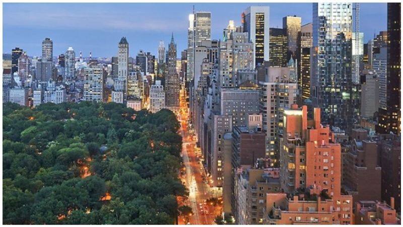Mukesh Ambani owns The Mandarin Oriental Hotel in New York apk