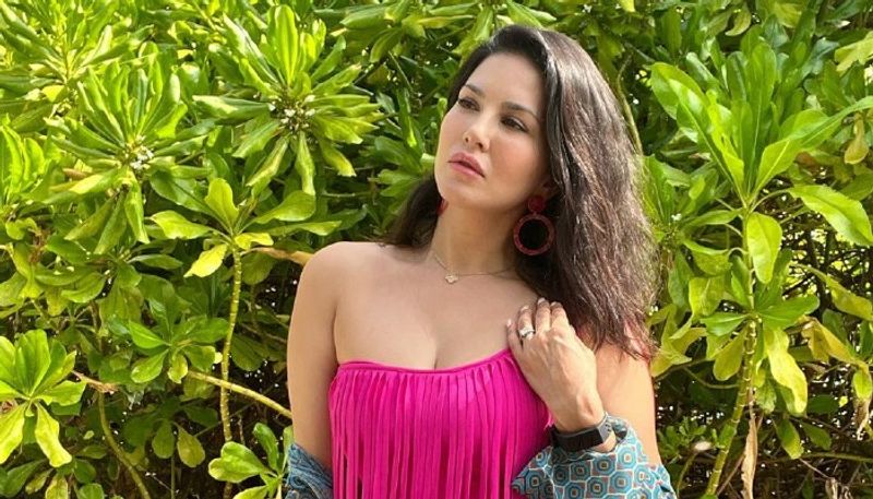 Sunny Leone New Hot Photos