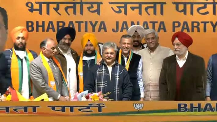 Punjab Assembly Election 2022 Big businessman and leader Arvind Khanna Joined BJP at party headquarters in New Delhi UDT Punjab Assembly Election 2022 Big businessman and leader Arvind Khanna Joined BJP at party headquarters in New Delhi UDT