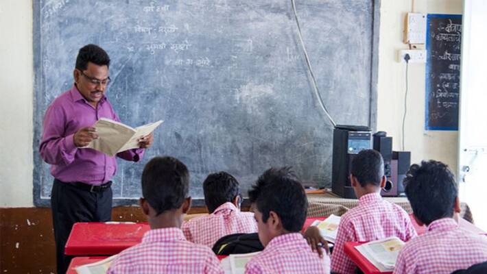 Government Job Alert: Gujarat Government to recruit 3300 primary school teachers dva Government Job Alert: Gujarat Government to recruit 3300 primary school teachers dva