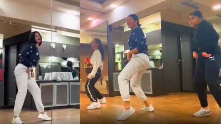 Sushmita sen dance with daughters viral Sushmita sen dance with daughters viral