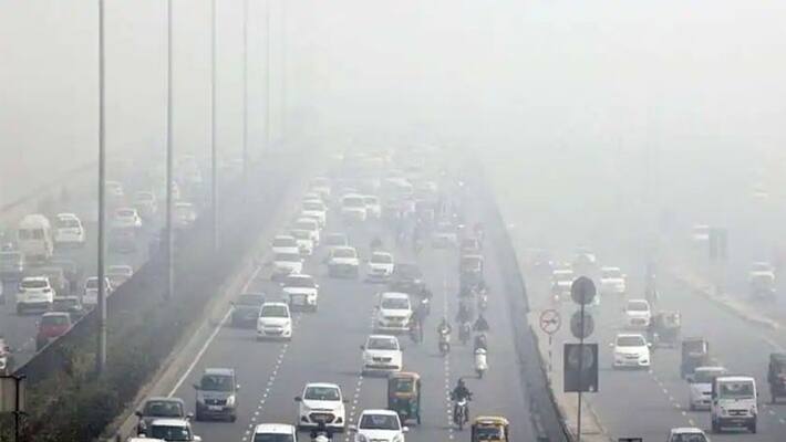 The proportion of stubble burning in Delhi Air pollution has increased to 38%. The proportion of stubble burning in Delhi Air pollution has increased to 38%.