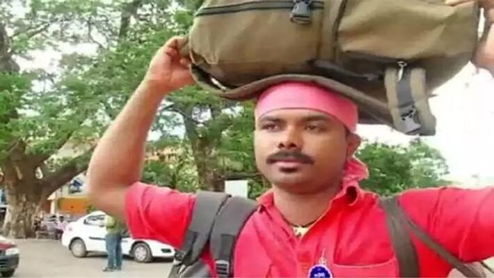 UPSC Success Story: Kerala Coolie cracks IAS exam, uses free wifi at Railway station dva UPSC Success Story: Kerala Coolie cracks IAS exam, uses free wifi at Railway station dva