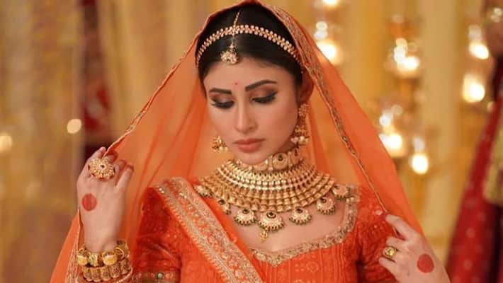 mouni roy all set to tie knot with boyfriend suraj nambiar on 27 january in goa here is details KPJ mouni roy all set to tie knot with boyfriend suraj nambiar on 27 january in goa here is details KPJ