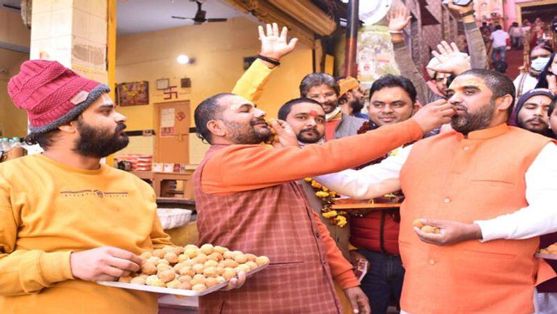 Uttar Pradesh Up election 2022 Sant Samaj happy Yogi Adityanath contesting elections from Ayodhya
