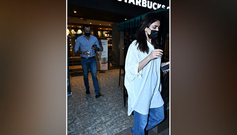 Ahead of her wedding, Karishma Tanna goes for a coffee date with fiance Varun Bangera see pics drb