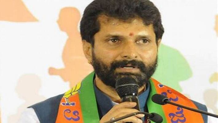 bjp leader ct ravi react on freedom fighter banner torn at chikkamagaluru gvd bjp leader ct ravi react on freedom fighter banner torn at chikkamagaluru gvd