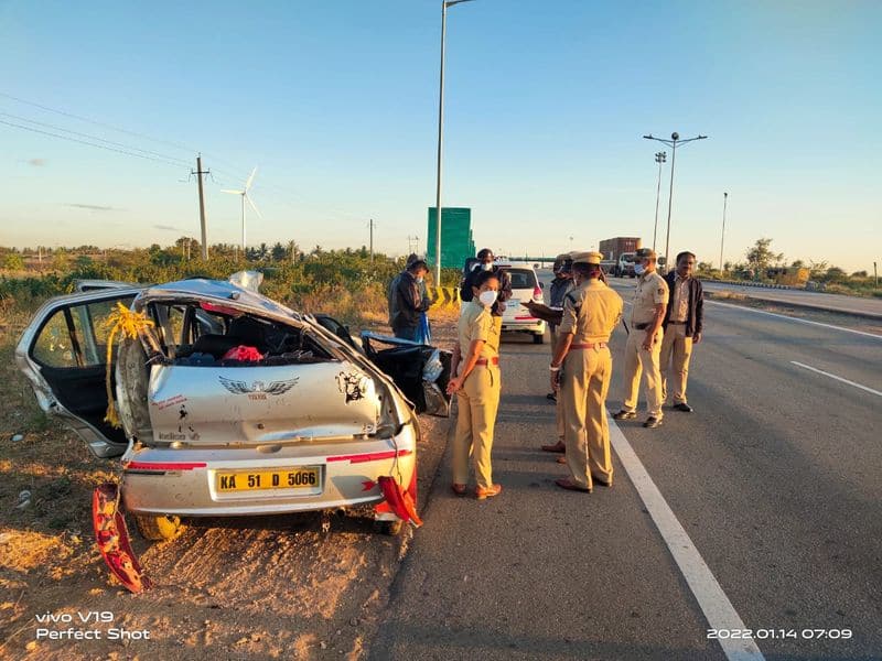 7 Killed in Road Accident at Jagalur in Davanagere grg