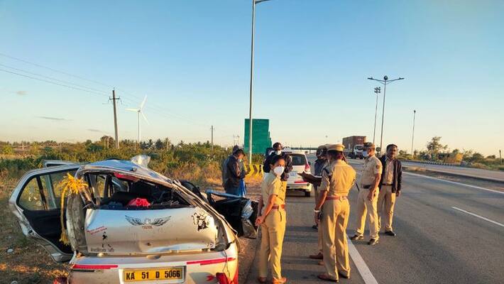 Karnataka 7 killed in road accident at Jagalur taluk Karnataka 7 killed in road accident at Jagalur taluk